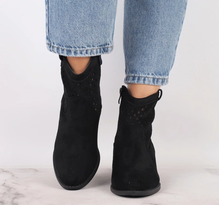 Czarne zamszowe botki kowbojki niskie ażurowe jesienne Jezzi