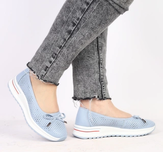 Błękitne czółenka skórzane damskie sportowe baleriny Jezzi