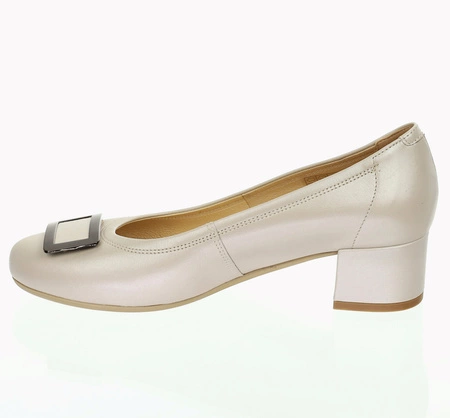 Skórzane czółenka z miękką, profilowaną wkładką Gino Fabiani