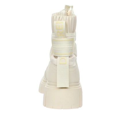 Ciepłe beżowe botki na platformie ocieplane w środku futerkiem