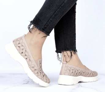 Eleganckie tenisówki damskie wsuwane i komfortowe UNISOFT