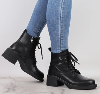 Czarne skórzane traperki rokowe ocieplane na zamek i sznurowadła  Vinceza