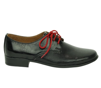 Czarne garniturowe buty dla chłopca komunijne półbuty KMK