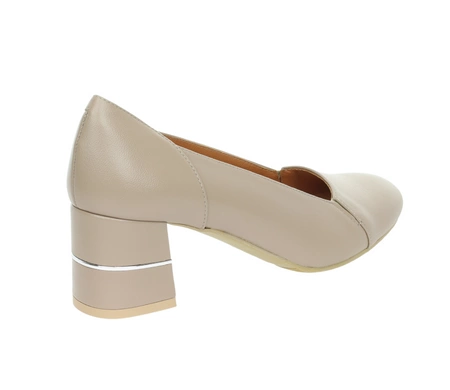 Beżowe czółenka damskie skórzane na komfortowym obcasie Gino Fabiani