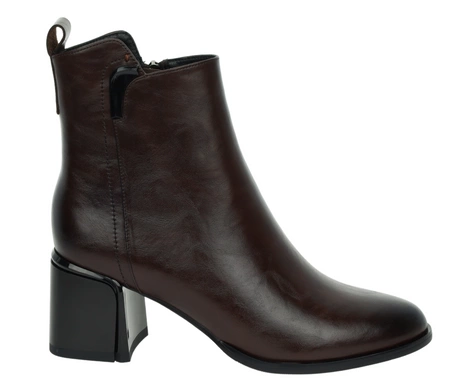 Czekoladowe botki damskie skórzane eleganckie na średnim obcasie Gino Fabiani