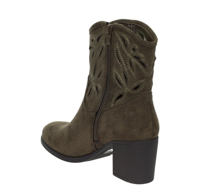 Brązowe czekoladowe eleganckie botki kowbojki na obcasie z ażurową cholewką Tatiana