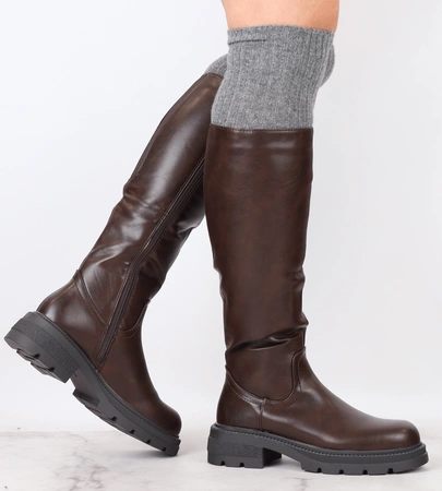 Czekoladowe kozaki damskie zimowe skórzane licowe Jezzi