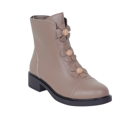 Beżowe skórzane botki damskie ocieplane na płaskie podeszwie Jezzi