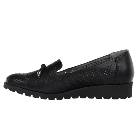 Mokasyny ażurowe czarne płaskie półbuty lordsy Jezzi