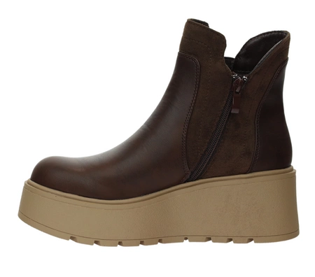 Brązowe botki zimowe czekoladowe na koturnie i platformie ocieplane Jezzi