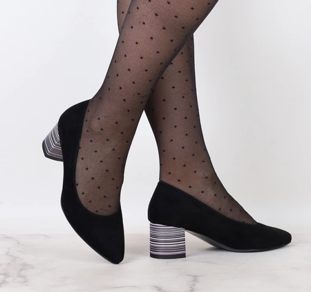 Czarne zamszowe czółenka na wygodnym eleganckim obcasie Polska Marka AZALI