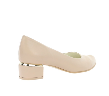 Beżowe czółenka płaskie eleganckie na szerokim obcasie Diana od Azali