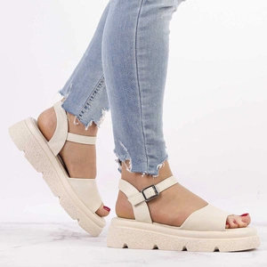 Beżowe sandały damskie na płaskiej ciężkiej podeszwie Jezzi