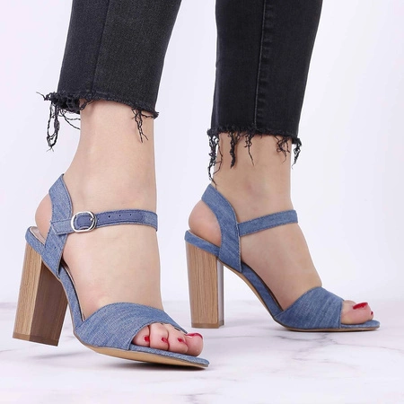 Dżinsowe sandały damskie na obcasie drewnianym słupku JEZZI