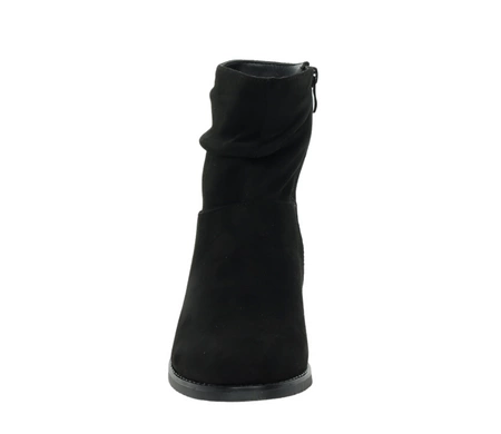 Czarne klasyczne botki damskie zamszowe na płaskiej podeszwie Saszki