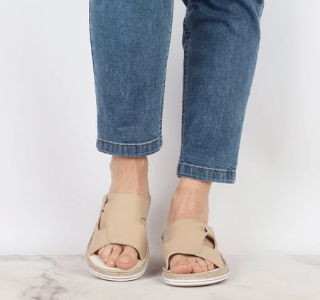 Skórzane klapki damskie wygodne i eleganckie Helios model 126