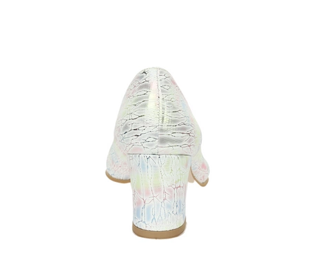 Białe posrebrzane czółenka eleganckie na średnim, szerokim obcasie Polska Marka AZALI