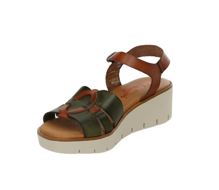 Kolorowe skórzane sandały damskie na niskiej koturnie Hiszpańskie El Pimpi