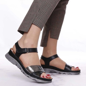 Polskie sandały damskie płaskie skórzane Gino Fabiani