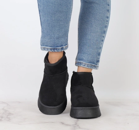 Czarne zamszowe botki niskie na platformie EMU śniegowce mukluki- rozmiarówka zaniżona
