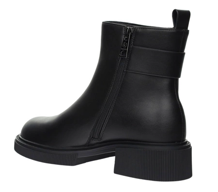 Czarne botki ze skóry licowej ekologicznej na płaskim obcasie Vinceza