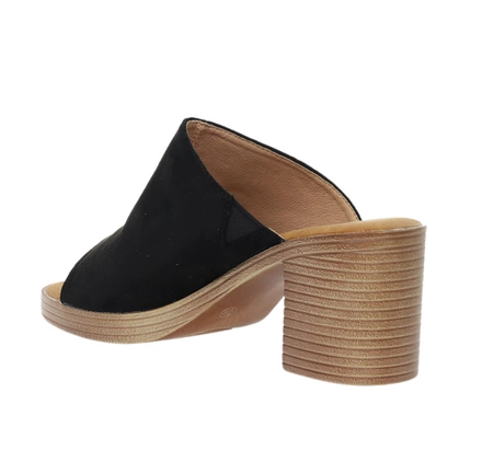 Eleganckie klapki czarne na obcasie i platformie Jezzi