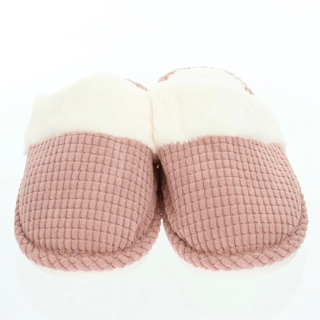 Różowe mięciutkie kapcie damskie ciepłe z zakrytymi palcami
