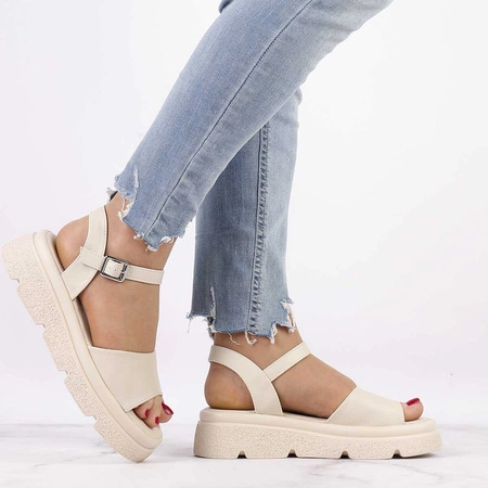 Beżowe sandały damskie na płaskiej ciężkiej podeszwie Jezzi