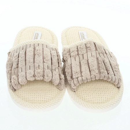 Tekstylne kapcie damskie po domu/do szpitala