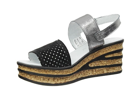 Sandały damskie skórzane na koturnie Gino Fabiani