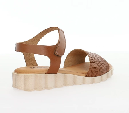 Brązowe sandały damskie płaskie skórzane Hiszpańskie El Pimpi - Made in Spain