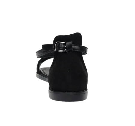 Czarne płaskie sandały z zakrytą piętą od Jezzi