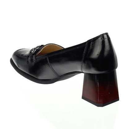 Lakierowane czółenka lordsy na klocku skórzane Gino Fabiani