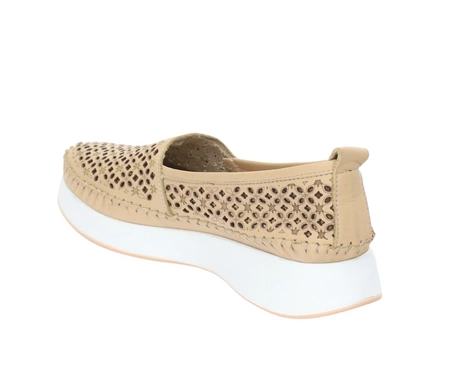 Eleganckie skórzane półbuty damskie wsuwane sportowe na białej podeszwie Missmamma