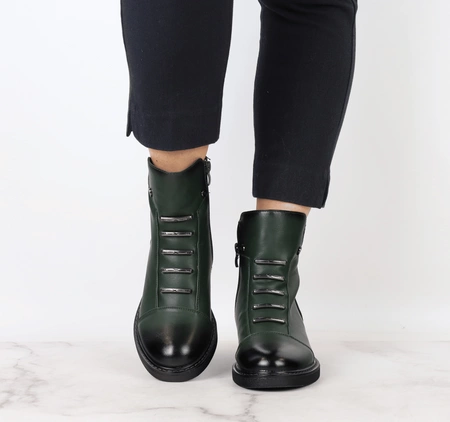 Zielone botki damskie na zimę eleganckie na płaskim obcasie Jezzi
