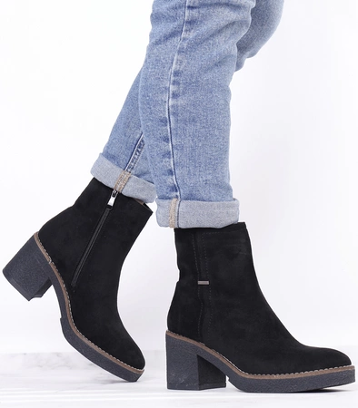 Czarne botki damskie na klocku zamszowe Emma