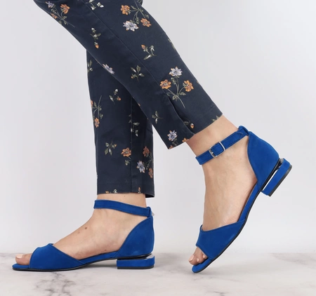 Chabrowe eleganckie sandały płaskie z zakrytą piętą AZALI