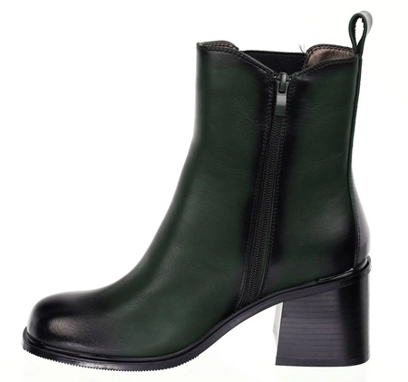 Modne botki zimowe na klocku butelkowa zieleń Jezzi