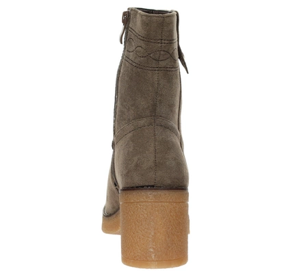 Brązowe czekoladowe ciepłe botki zimowe na kauczukowym obcasie i platformie Jezzi