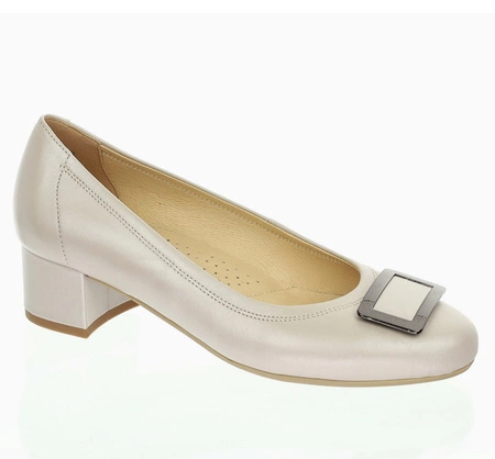 Skórzane czółenka z miękką, profilowaną wkładką Gino Fabiani