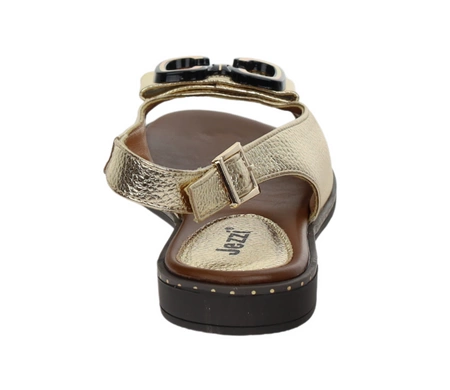 Złote sandały damskie eleganckie płaskie z zabudowaną cholewką Jezzi