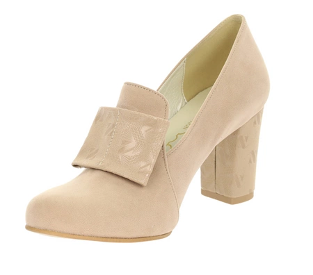 Eleganckie beżowe czółenka na grubym obcasie Dalia- Produkt Polski