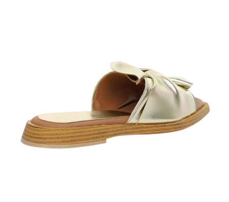 Eleganckie hiszpańskie klapki damskie płaskie z kokardą El Pimpi - Made in Spain