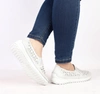 Białe skórzane tenisówki damskie elegancko-sportowe Jezzi