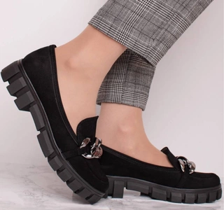 Modne półbuty damskie płaskie mokasyny Polskie lordsy Azali