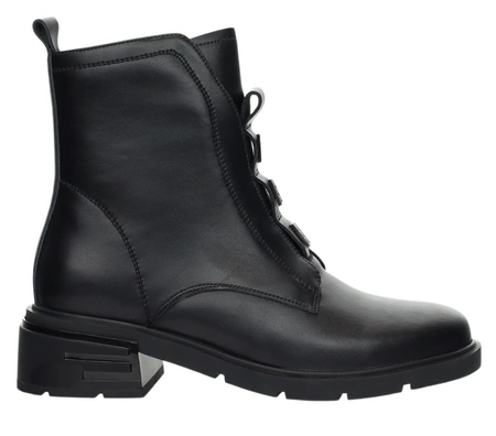 Eleganckie czarne botki skórzane na płaski obcasie Polskie Gino Fabiani