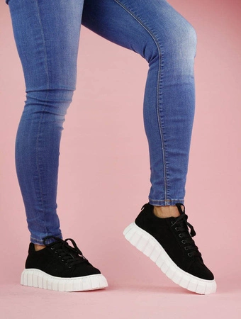 Czarne trampki damskie na białej podeszwie adidasy Seastar