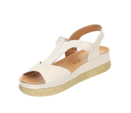 Beżowe komfortowe sandały damskie skórzane lekkie szyte Gino Fabiani