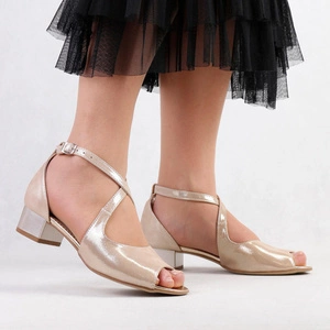 Beżowe sandały damskie eleganckie płaskie buty ślubne Polska Marka Gino Fabiani