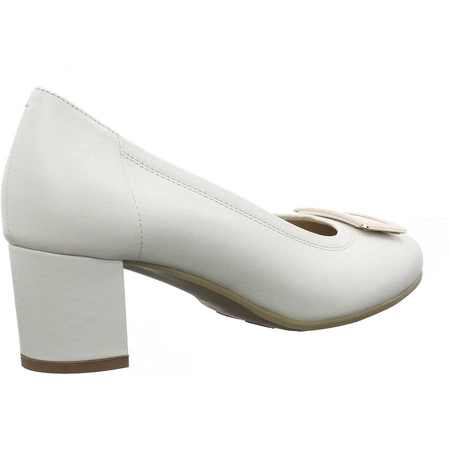 Beżowe skórzane czółenka damskie z klamrą Polskie Gino Fabiani